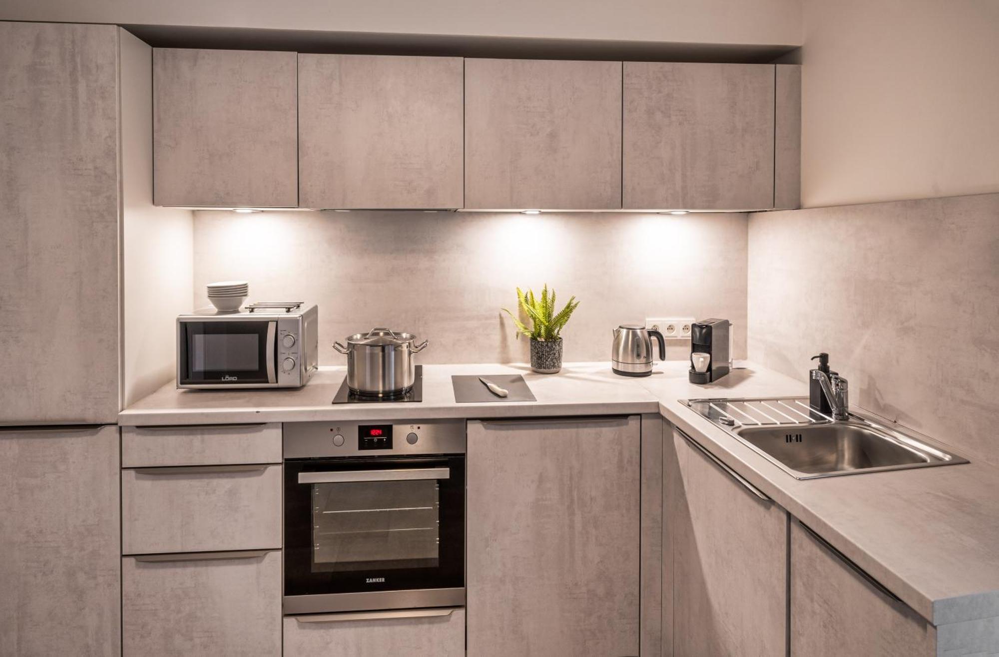 Vn48 Suites By Adrez Prague Bilik gambar